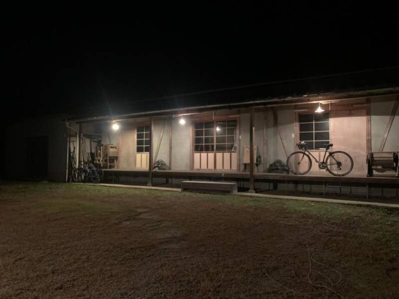四国旅行のhub拠点 古民家ゲストハウス Heso Camp Miyoshi  Bagian luar foto