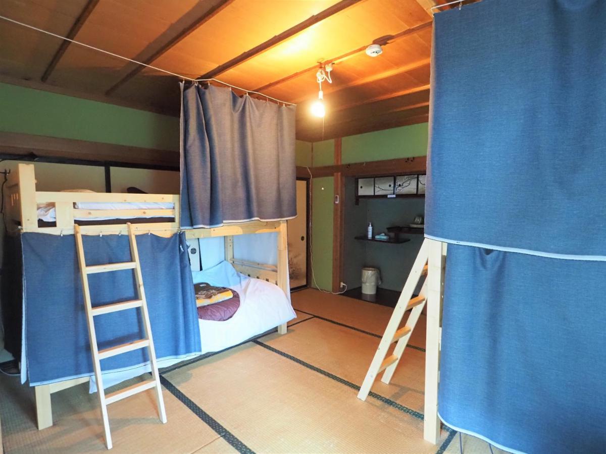 四国旅行のhub拠点 古民家ゲストハウス Heso Camp Miyoshi  Bagian luar foto