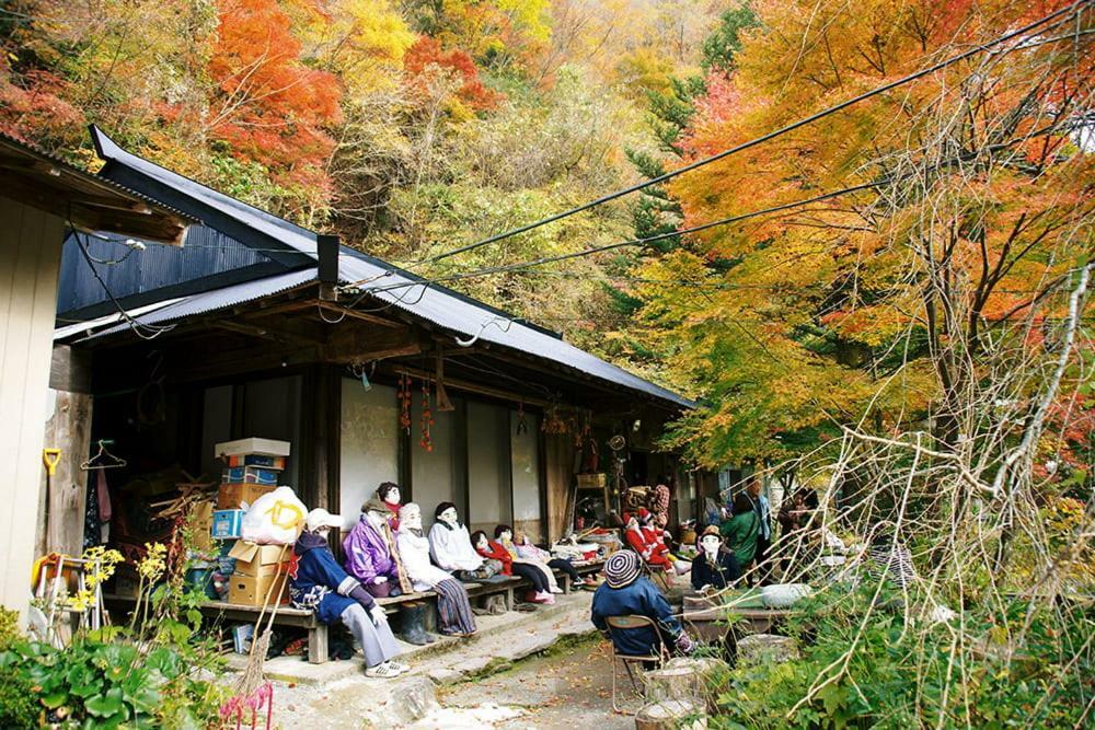 四国旅行のhub拠点 古民家ゲストハウス Heso Camp Miyoshi  Bagian luar foto